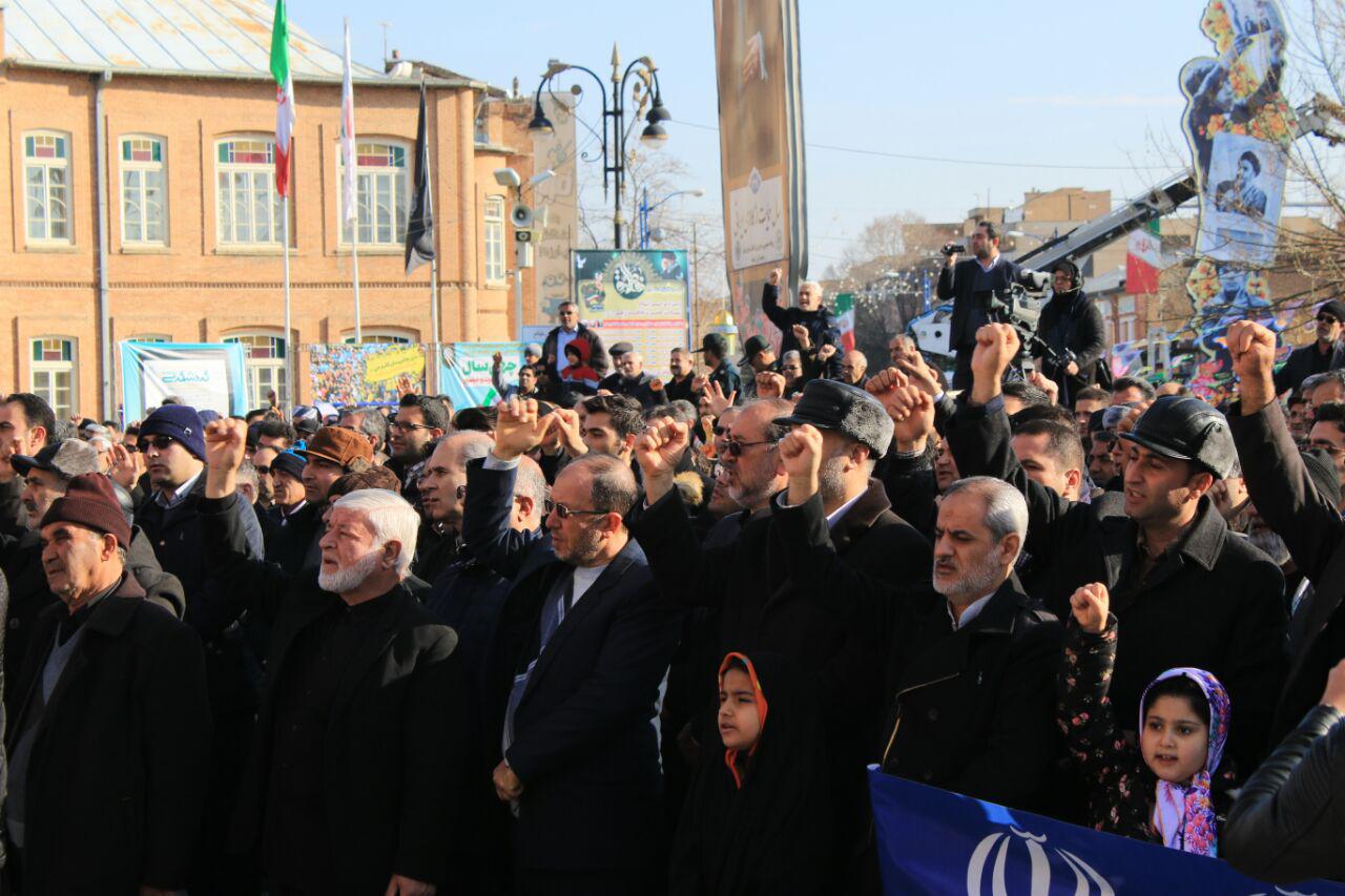 آغاز مراسم چهلّمین سالگرد پیروزی انقلاب در آذربایجان‌غربی