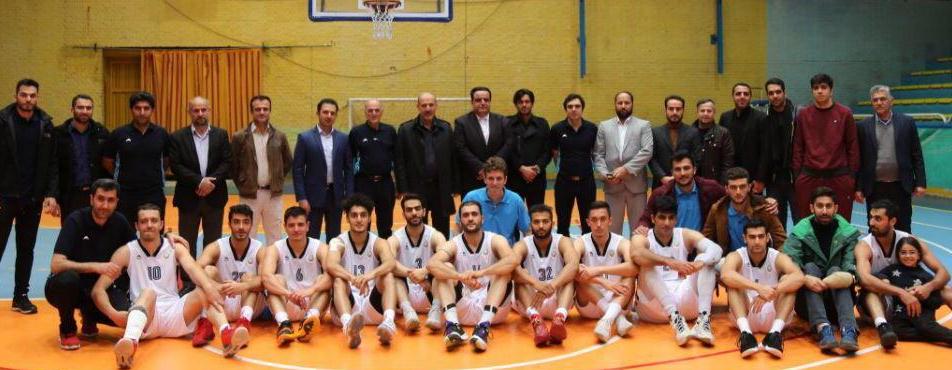 سرمربی تیم بسکتبال شهرداری قزوین3