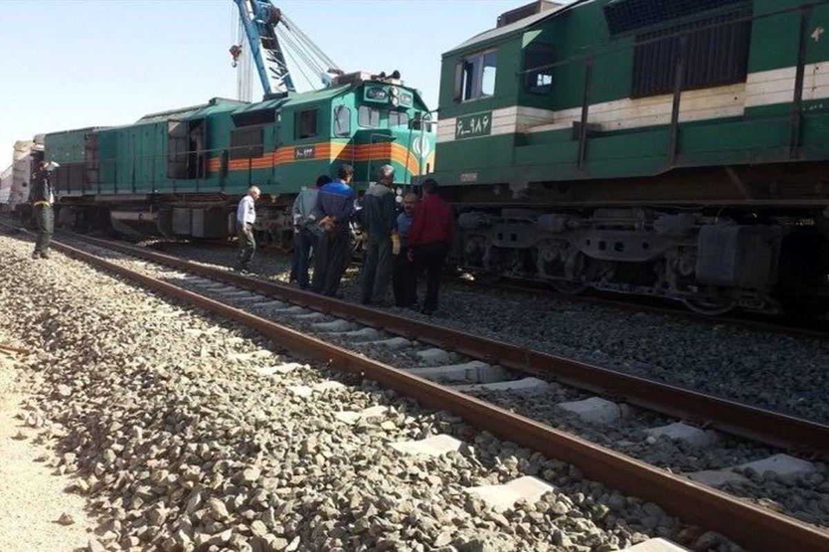 خروج قطار مسافربری تهران- زاهدان خسارت جانی و مالی نداشته است
