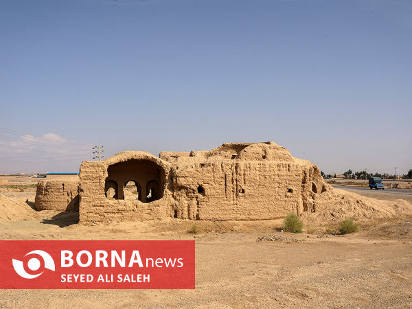 تپه حصار محوطه‌ای باستانی در سه کیلومتری جنوب شرق شهر دامغان در استان سمنان 