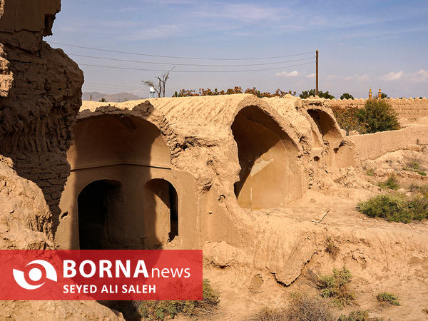 تپه حصار محوطه‌ای باستانی در سه کیلومتری جنوب شرق شهر دامغان در استان سمنان 