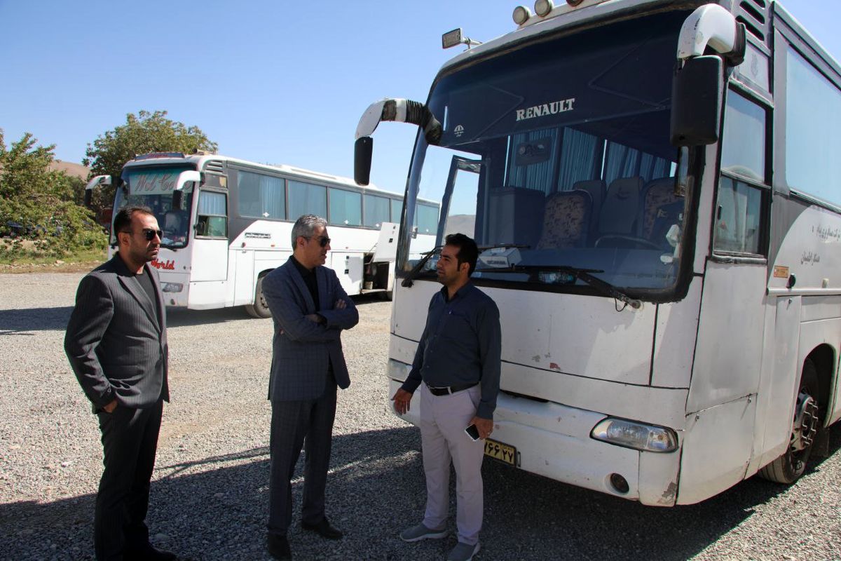 اعزام بالغ بر ۸۰۰ دستگاه اتوبوس از آذربایجان‌غربی به پایانه مرزی مهران برای بازگشت زائران اربعین حسینی (ع)