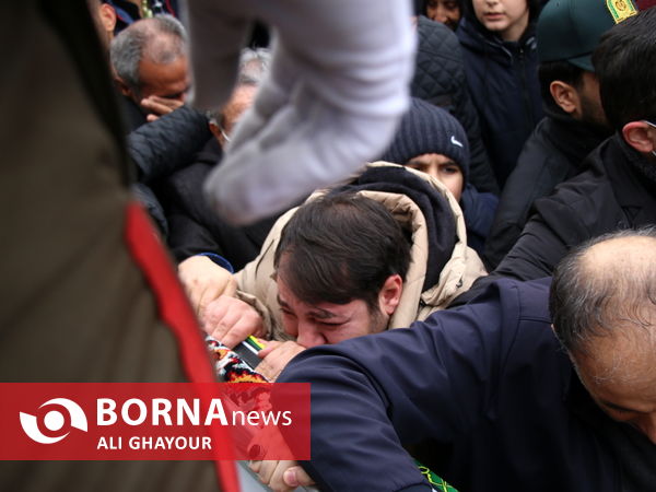 تشییع پیکر شش شهید گمنام در ارومیه همزمان با سالروز شهادت حضرت زهرا 