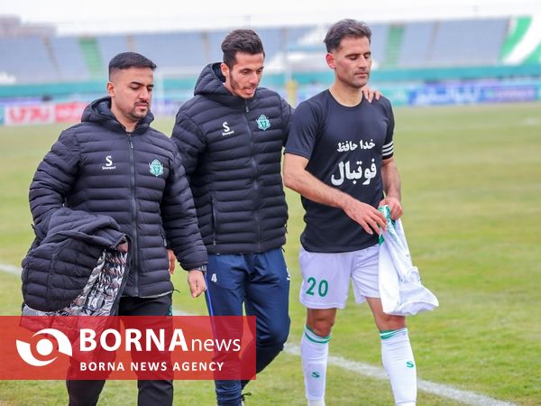 دیدار تیم های فوتبال آلومینیوم - گل گهر