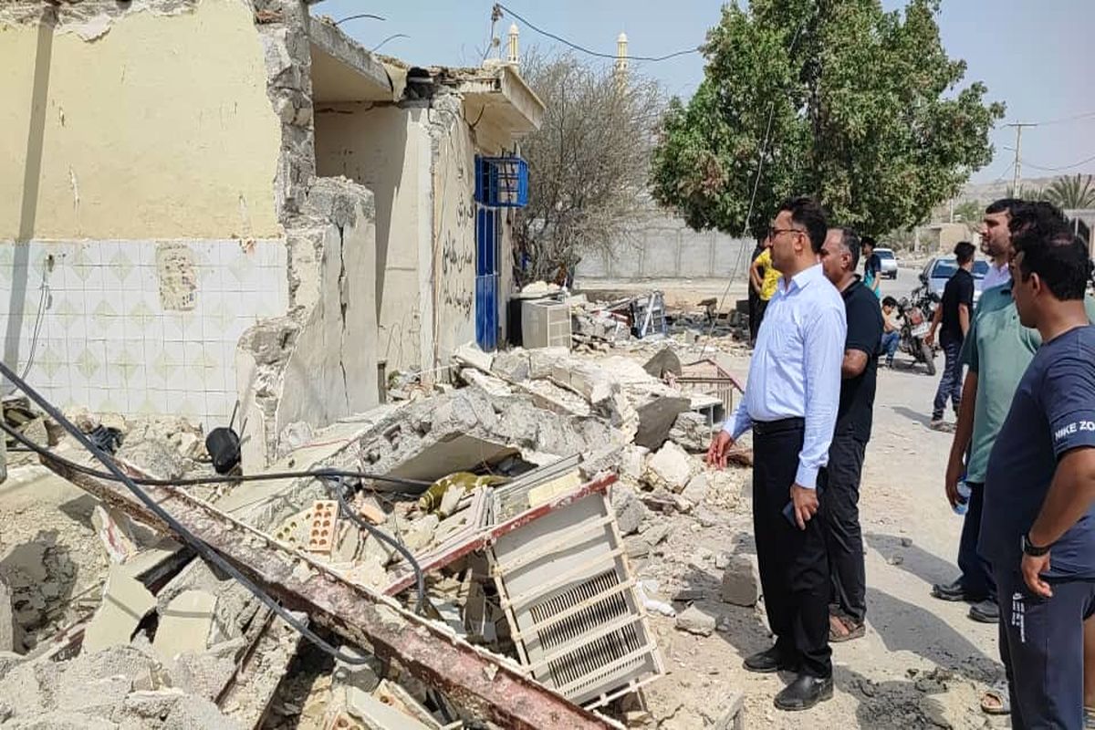رئیس کل دادگستری هرمزگان دستورات ویژه ای برای رسیدگی به مشکلات زلزله زدگان غرب استان صادر کرد
