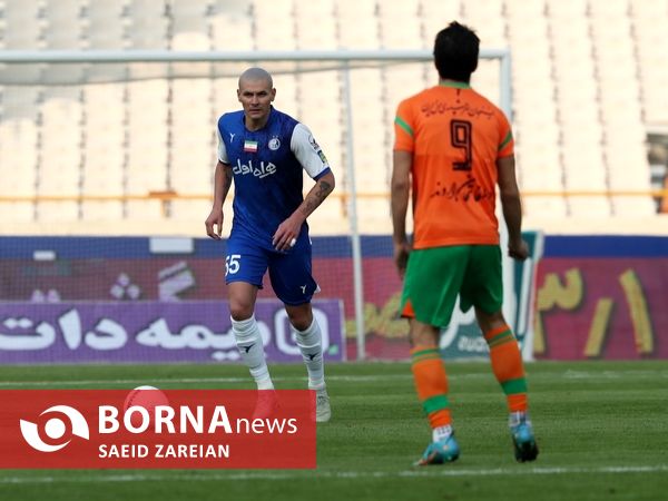 دیدار تیم های استقلال تهران -مس رفسنجان