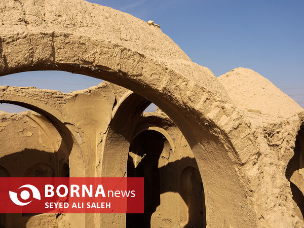 تپه حصار محوطه‌ای باستانی در سه کیلومتری جنوب شرق شهر دامغان در استان سمنان 