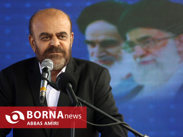 کلنگ زنی و افتتاح پروژه های مسکن و راه استان فارس 