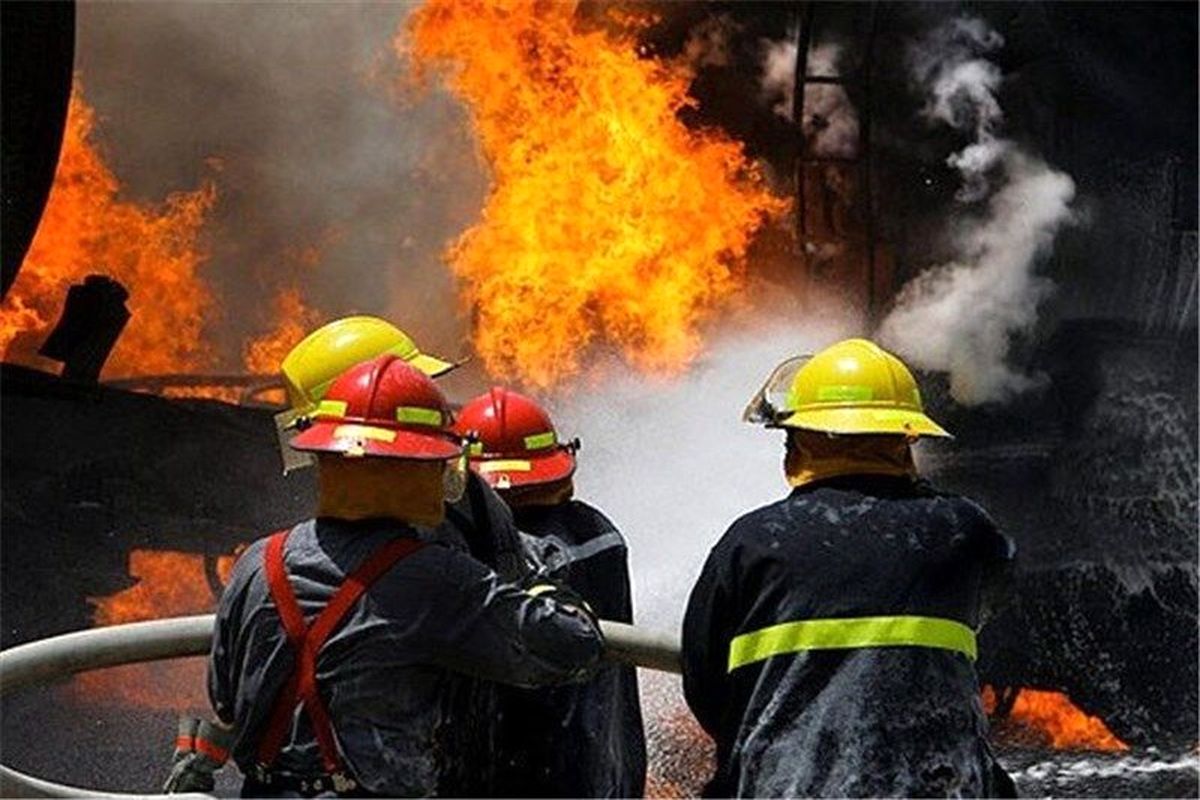 نشت گاز شهری حادثه آفرید/ جزئیات آتش سوزی در خیابان مولوی