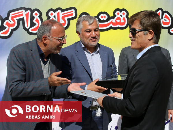 پویش تامین نوشت افزار دانش آموزان مجاور تاسیسات نفتی و گازی