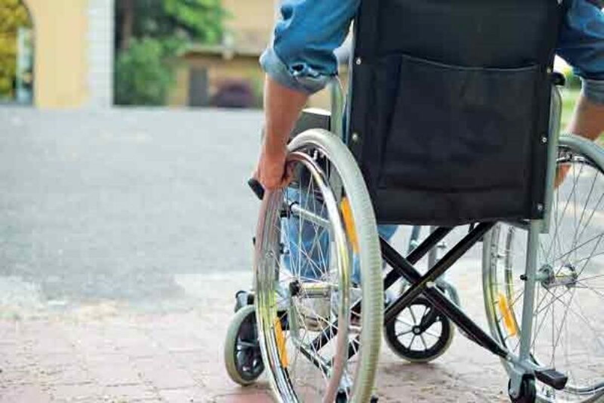 فضای مراکز درمانی استان کرمان برای معلولان مناسب نیست
