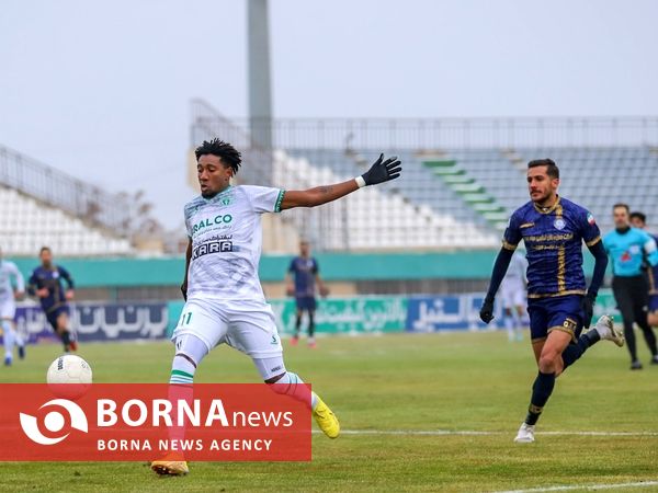 دیدار تیم های فوتبال آلومینیوم - گل گهر