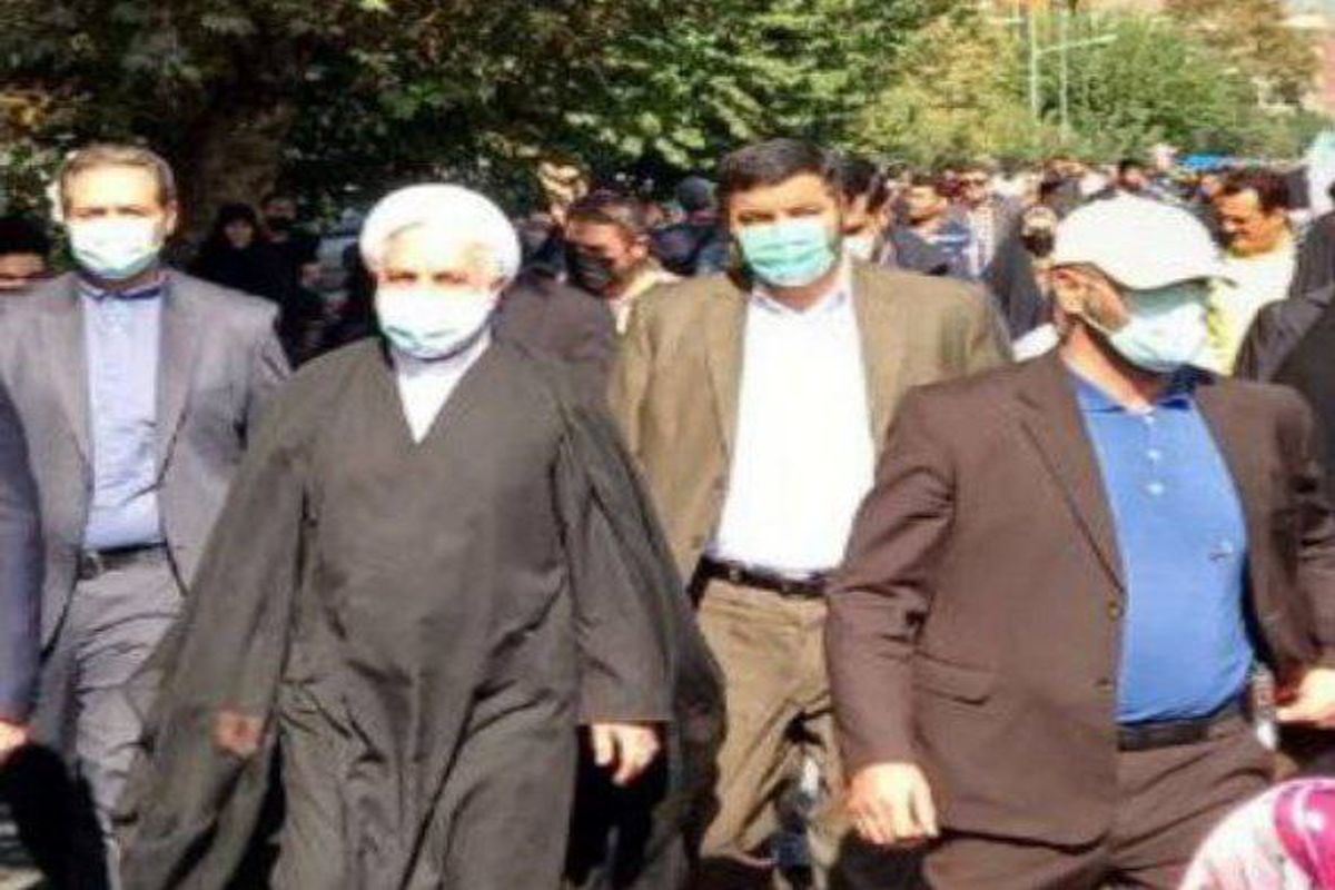 رئیس قوه قضاییه با حضور در صفوف مردم در راهپیمایی یوم‌الله ۱۳ آبان حضور یافت