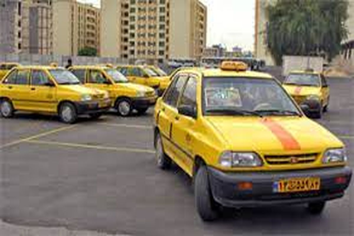 پراید تاکسی در زنجان یخ زد +عکس