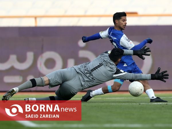 دیدار تیم های استقلال تهران -مس رفسنجان