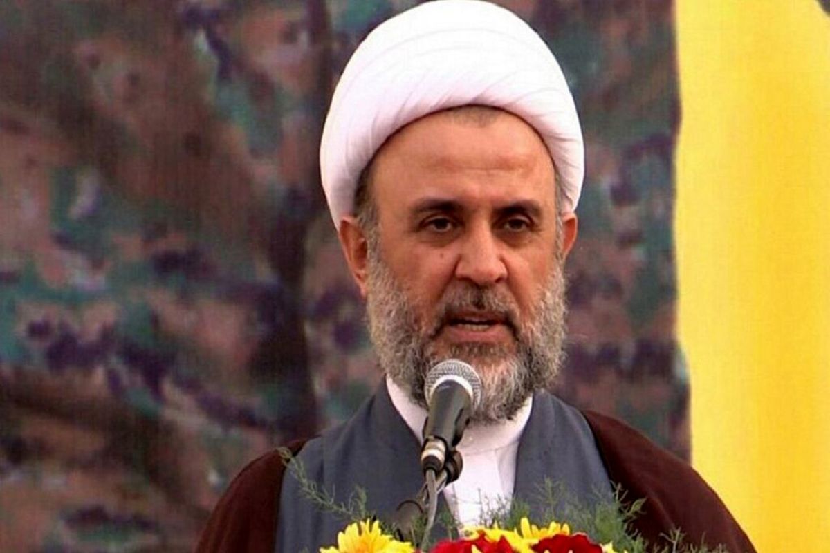 عضو شورای مرکزی حزب الله: سفیر عربستان نمی گذارد لبنان روی آرامش ببیند 