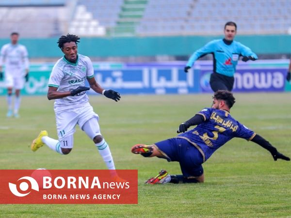 دیدار تیم های فوتبال آلومینیوم - گل گهر