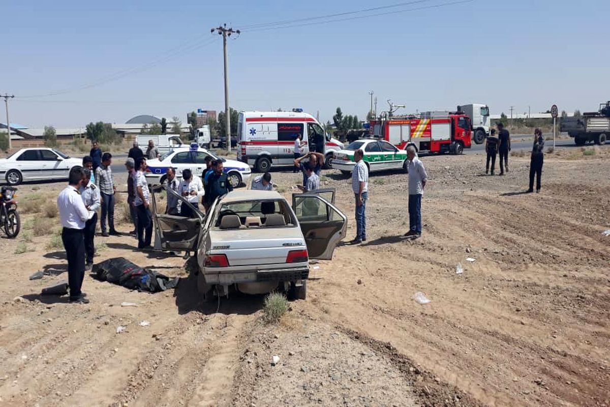 یک فوتی در اثر واژگونی خودرو ۴۰۵ در جاده قدیم کاشان_نطنز