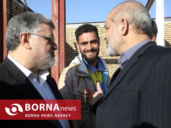 بازدید وزیر کشور از روند بازسازی مناطق زلزله زده خوی 