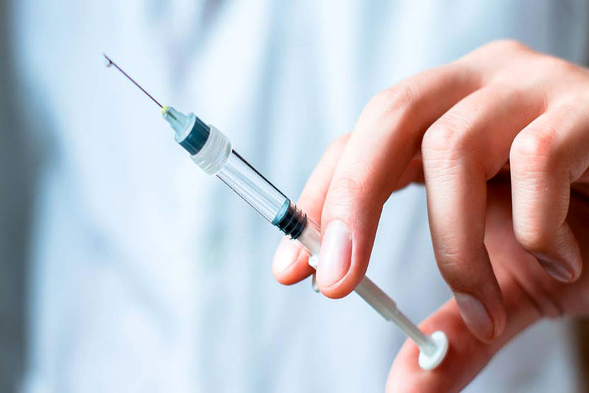 نام رازی کووپارس در مجله معتبر «نیچر»/واکسن های استنشاقی زنجیره انتقال ویروس کرونا را کاهش می دهند 