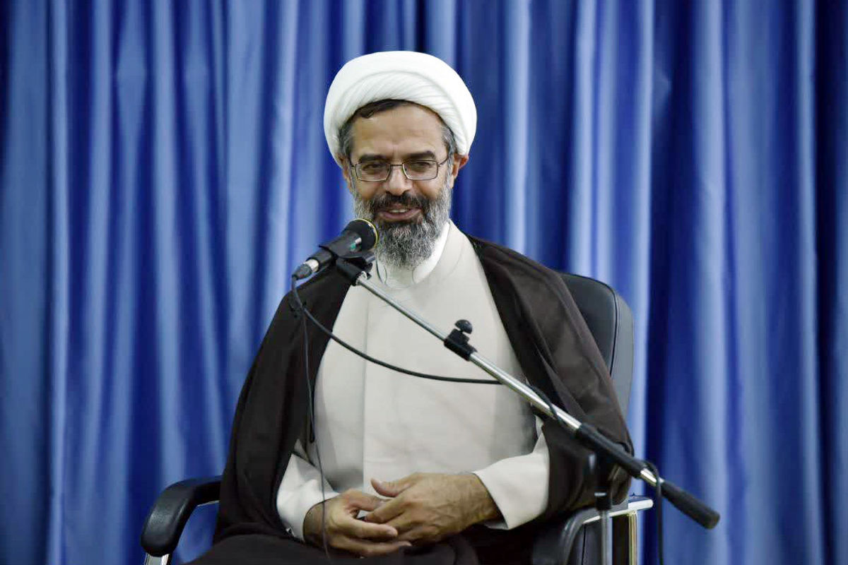  امام‌جمعه بجنورد: ۱۳ آبان نماد استکبارستیزی مردم ایران است 