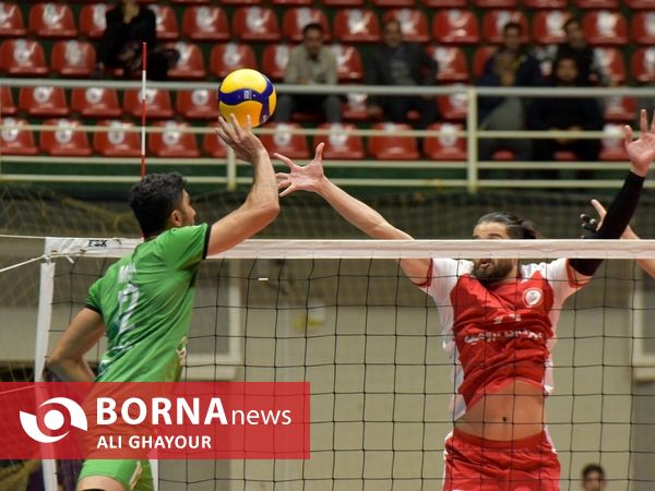 دیدار تیم های والیبال شهرداری ارومیه - لبنیات هراز آمل