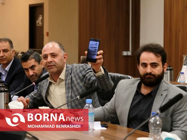 نشست دبیر شورایعالی مناطق آزاد با فعالان فرهنگی و اقتصادی اروند