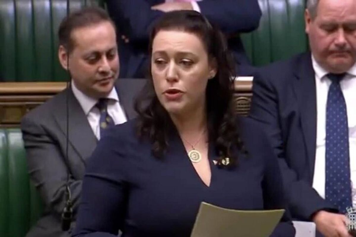 انگلیس: بازیکنان تیم ملی ایران برای پناهندگی به ما درخواست بدهند!