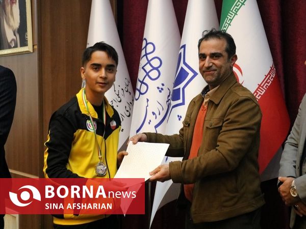 آیین تجلیل از قهرمانان و مدال آوران و داوران مسابقات تیراندازی ارومیه - باشگاه راشین