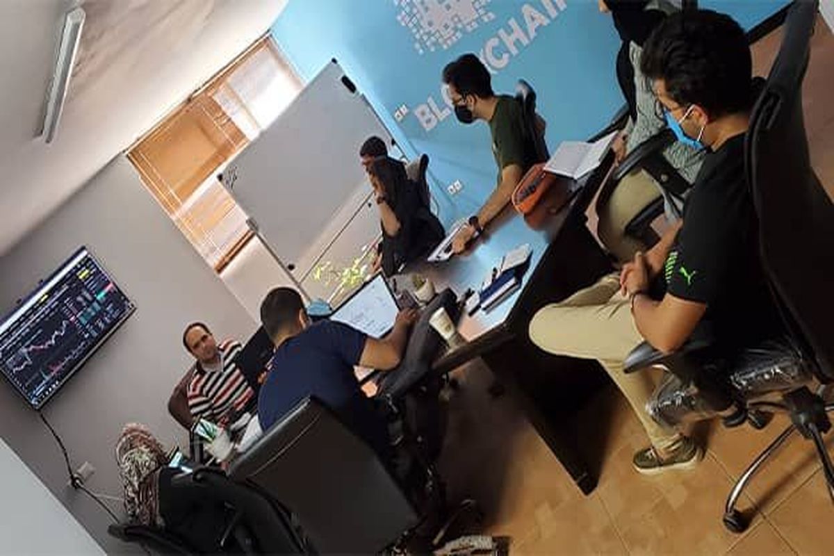 بهترین مدرس ارز دیجیتال